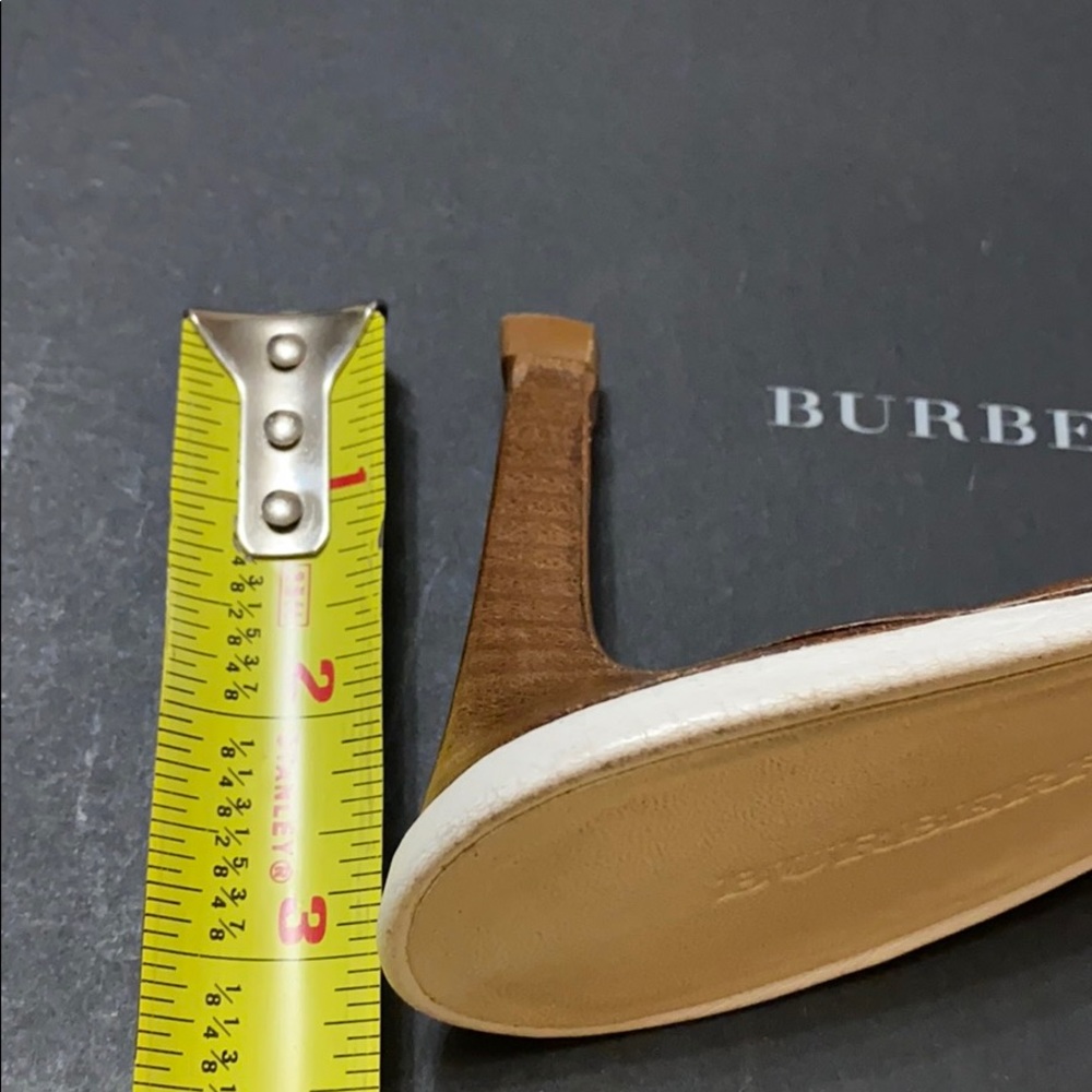 Burberry Heel sandals - Picture 3 of 9